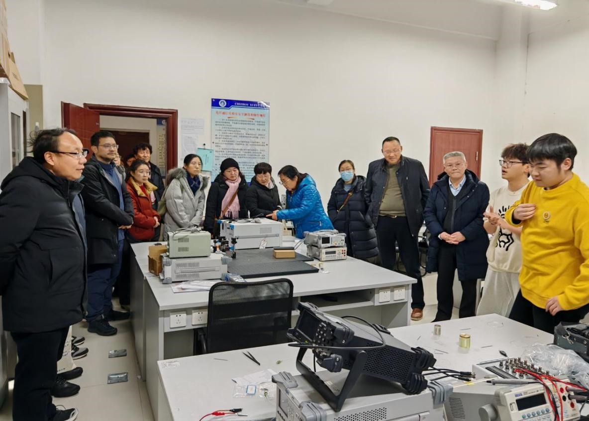 池州学院电子信息科学与技术专业介绍_池州学院官网入口_池州学院机电工程学院半导体学院